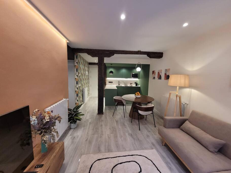 Piso Boutique A Un Minuto Del Casco Viejo Leilighet Bilbao Eksteriør bilde